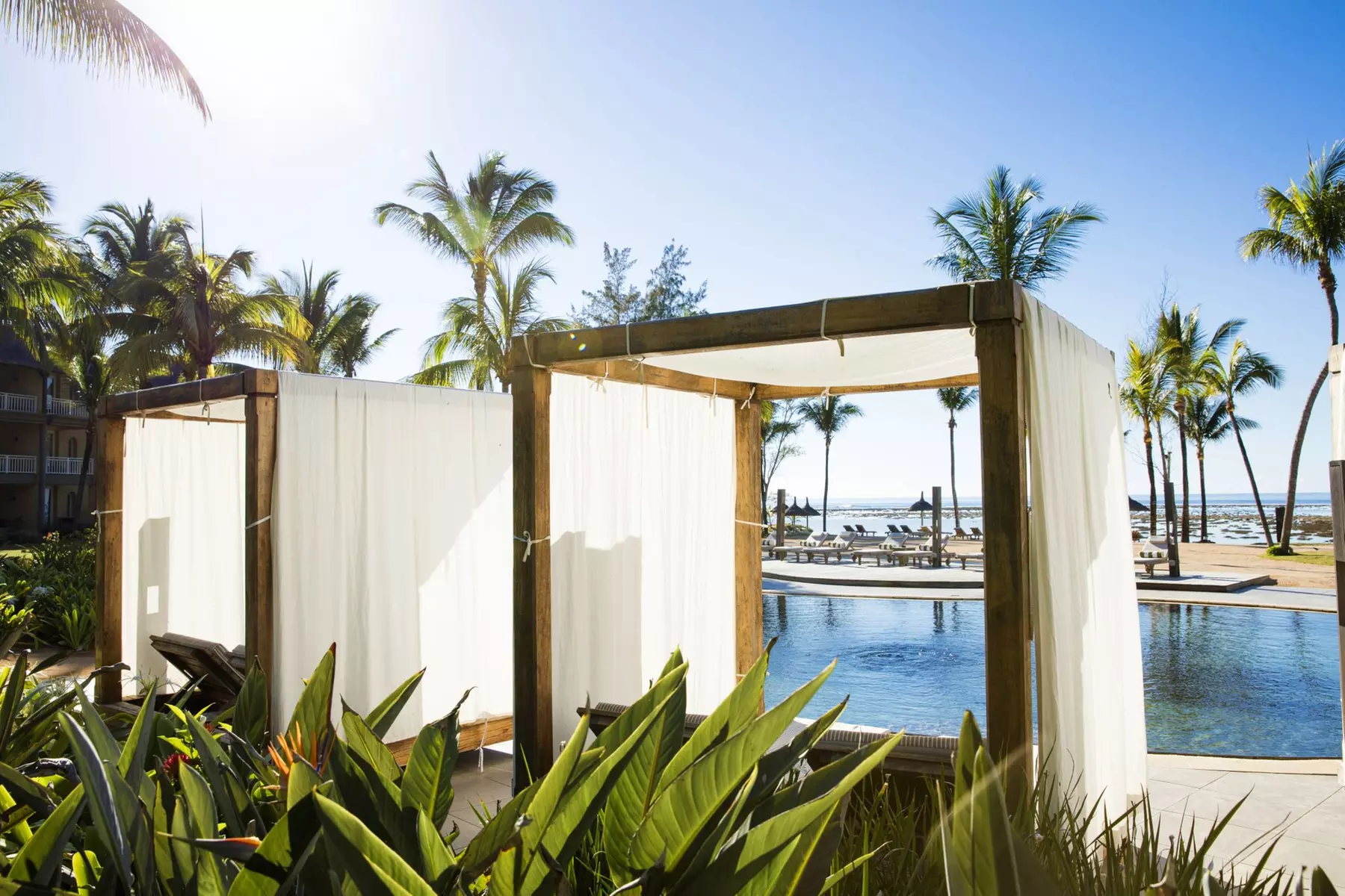 ✈ MAURITIUS | Bel Ombre - Outrigger Mauritius Beach Resort 4*, 5 no...