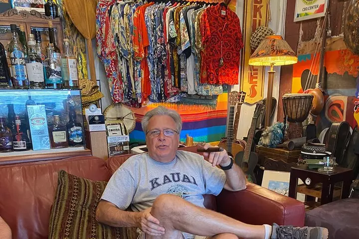 Enjoy Sunset with a Fine Cigar in Hawi