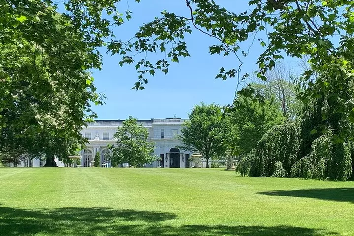 Art Historian's Gilded Age Newport: A Self-Guided Driving Tour
