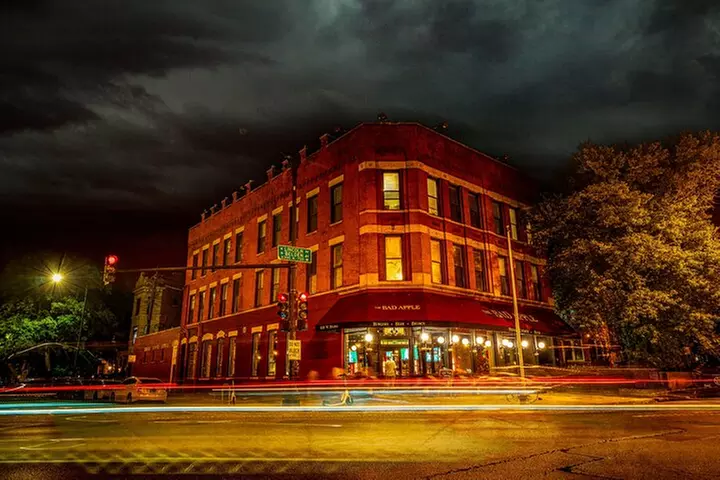 Windy City Ghosts: Hauntings of Chicago Walking Tour - Primary Image
