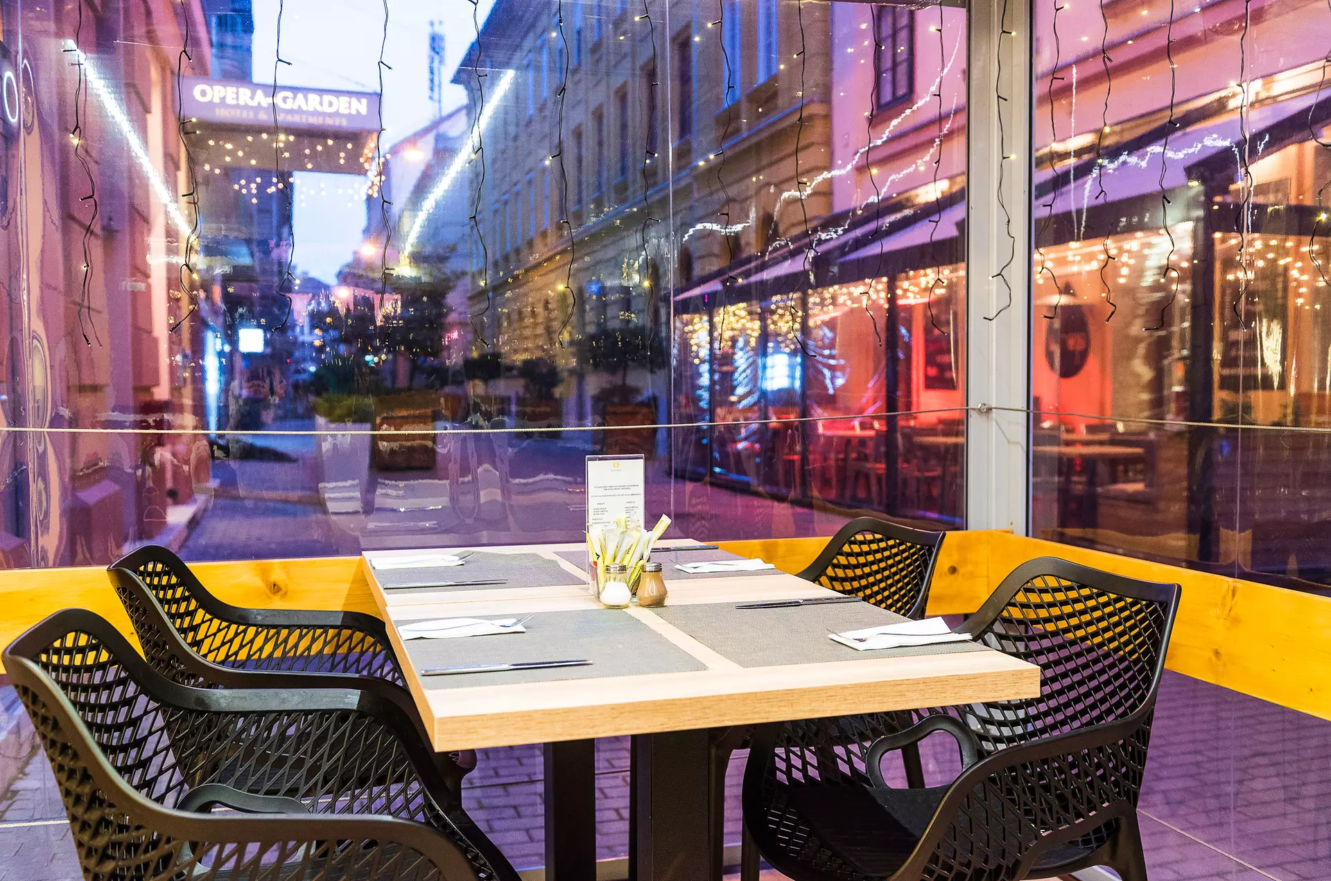 ✈ UNGARN | Budapest - Opera Garden 4*, 2 Nächte - Stadtzentrum