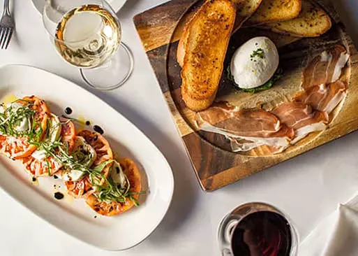 5% Cash Back at Tenuta's Italian Restaurant