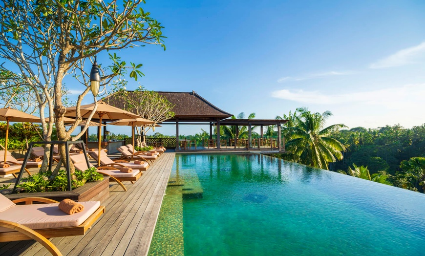 Image 2: ✈ BALI | Ubud & Sanur - Kombination 5*-Hotel Adiwana Bisma & 4*-Hot...