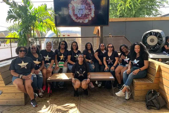 Explore Houston's Hip Hop Culture on a 100% Motorized Party Bike