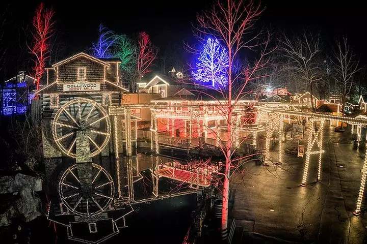 New Improved Smoky Mountain Holiday Light Spectacular