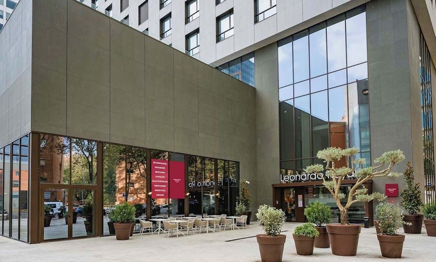 Image 62: ✈ SPANIEN | Barcelona - Leonardo Royal Hotel Barcelona Fira 4*, 2 N...