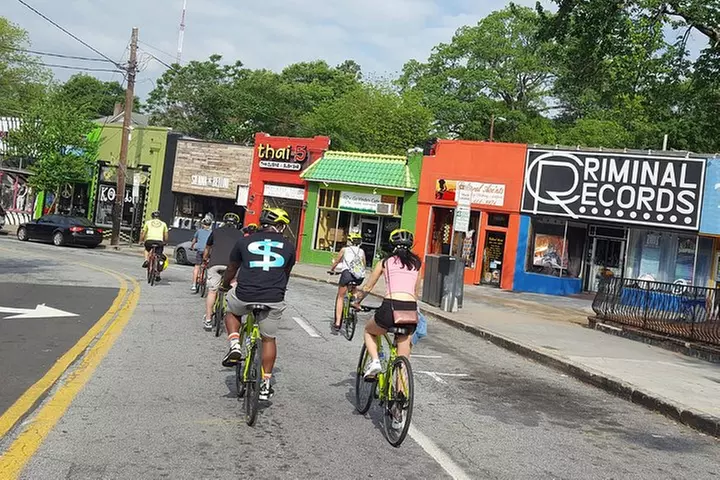 Guided Bike Tour in Atlanta with Snacks