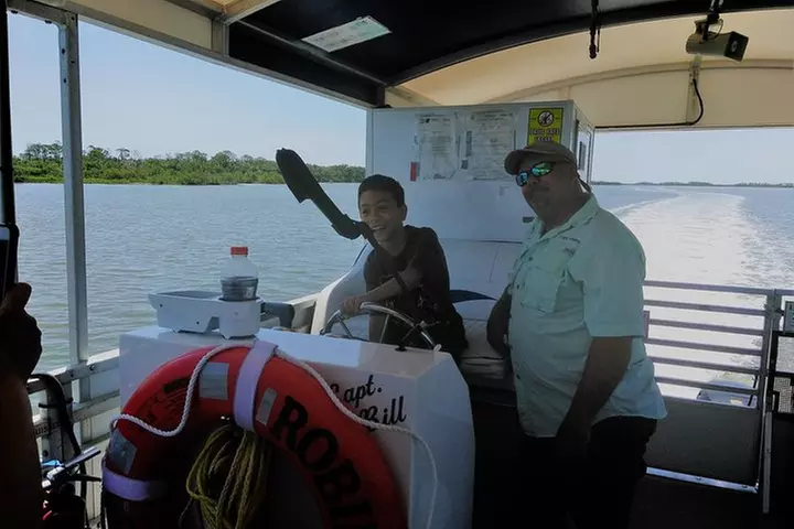 Wildlife Tour of Indian River Lagoon with Experienced Captain