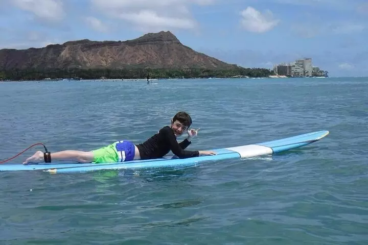 1.5-Hour Semi Private Surfing Lesson in Honolulu