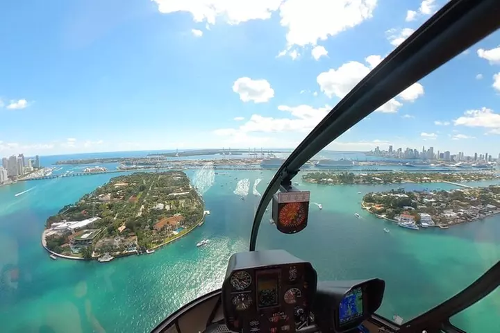 Romantic Miami Helicopter Tour with Champagne