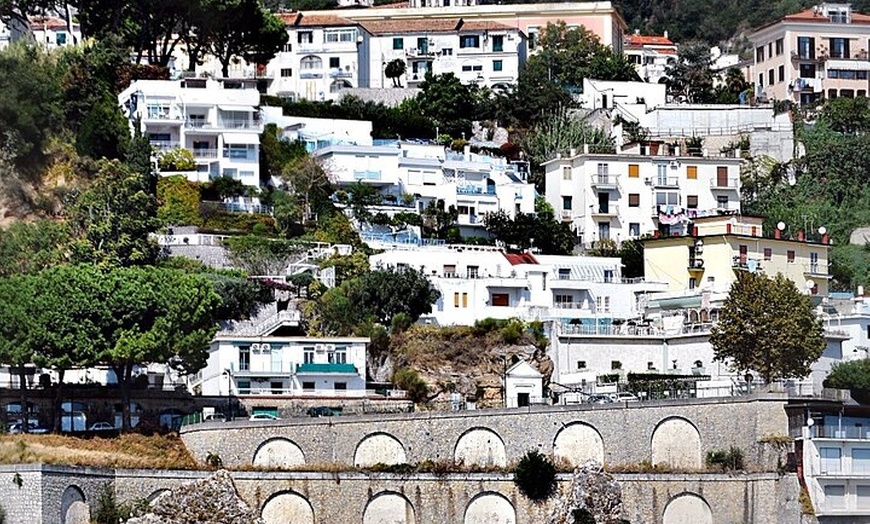Image 8: Unforgettable moment on the Amalfi Coast by boat