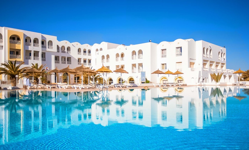 Image 1: ✈ TUNISIE | Djerba - Club Calimera Yati Beach 4* - Tout inclus