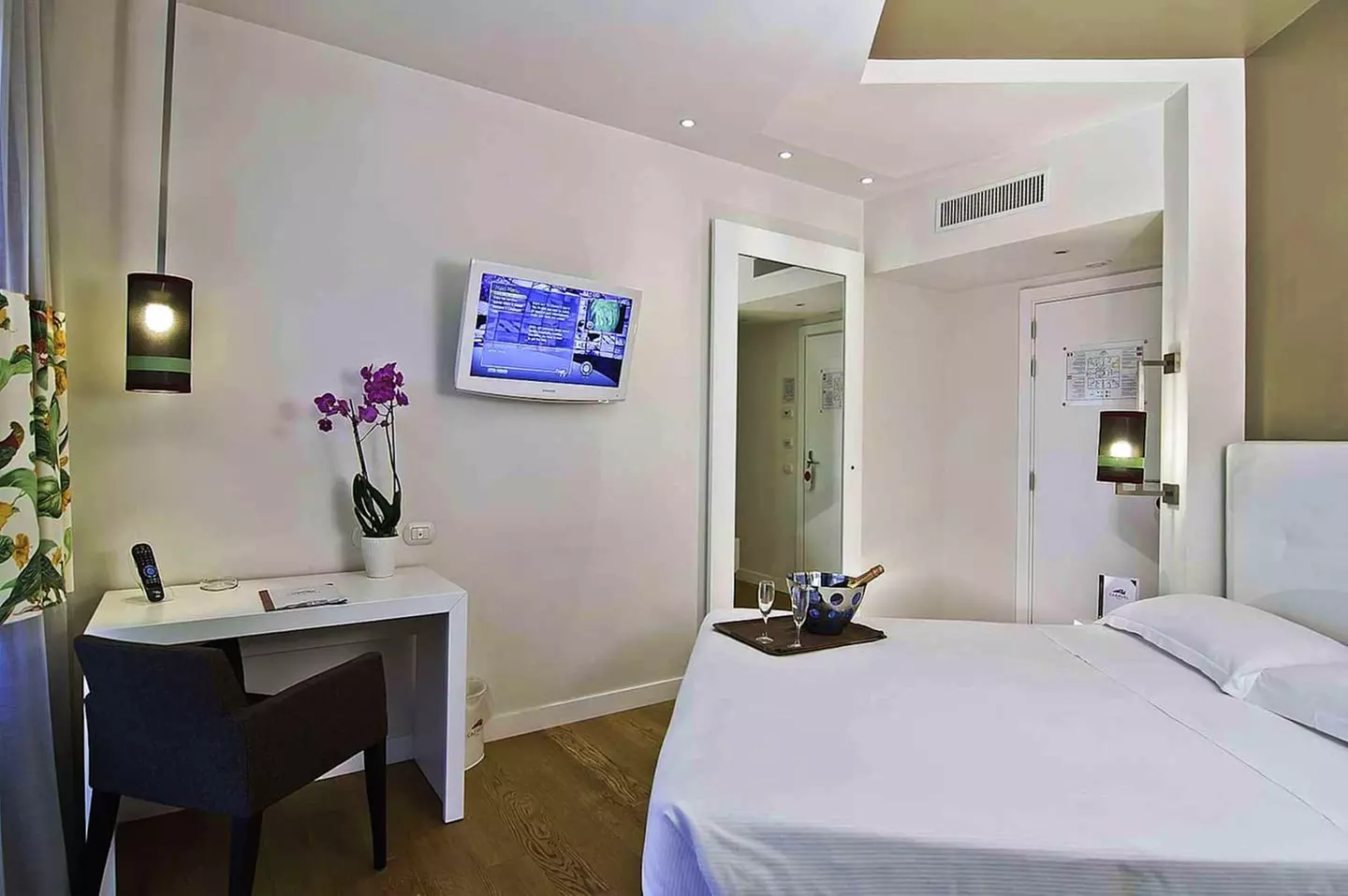 ✈ ITALY | Rome - Caravel Rome 3*, 2 nights - City break