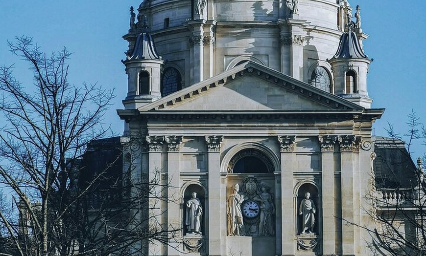 Image 8: La vieille ville de Paris loin de la foule, Quartier Latin et joyau...