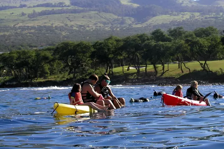 Maui South Shore Premier Kayak and Snorkel Tour from Makena Beach
