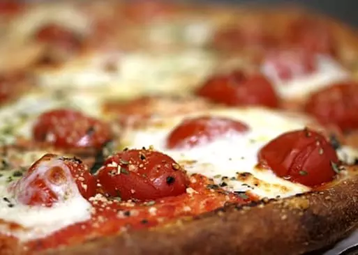 5% Cash Back at Vito's Restaurant And Pizzeria