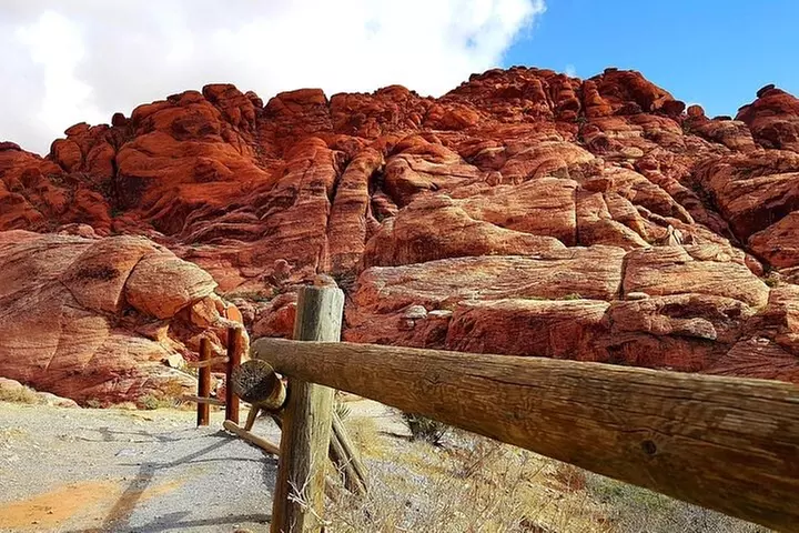 The Ultimate Red Rock Canyon Scenic Experience