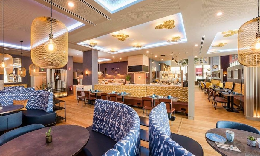 Image 34: ✈ SPANIEN | Barcelona - Leonardo Royal Hotel Barcelona Fira 4*, 2 N...