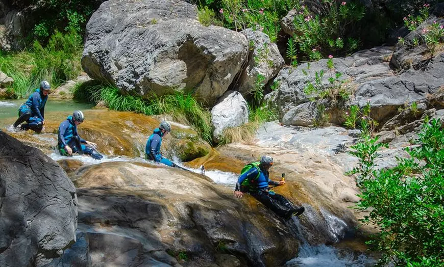 Image 10: Aventura de Barranquismo en Rio Verde en Granada