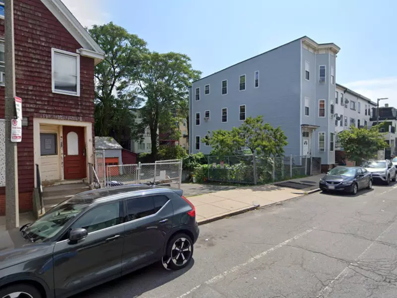 Parking at 81 Chelsea St. Lot