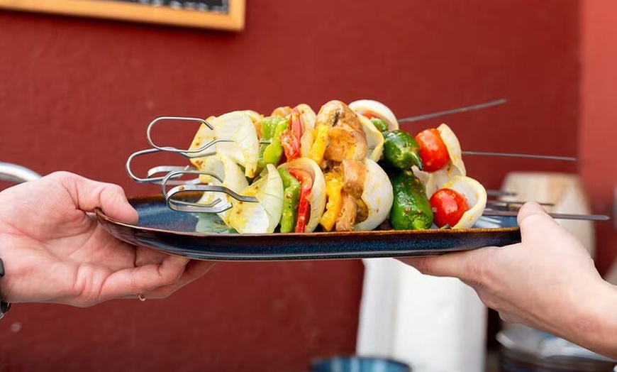 Image 13: Barbacoa en un atico en el centro de Barcelona con un chef
