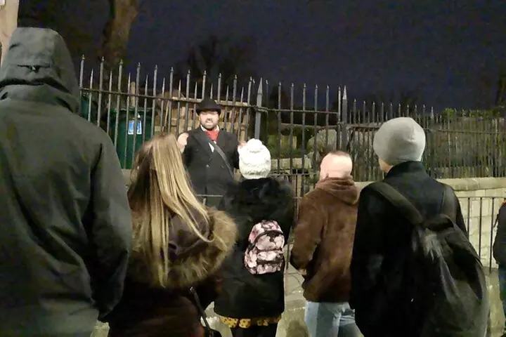 Shadows of York: Ghost Walk and Horrible History.