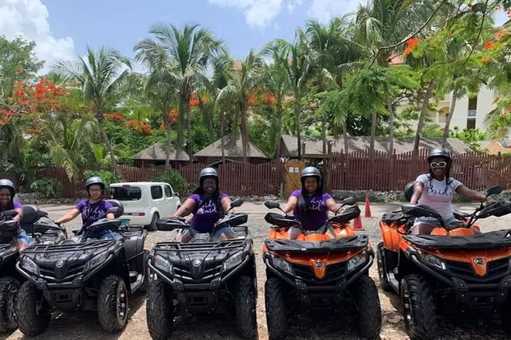 Private Bahama Jeep Sightseeing Adventure - Primary Image