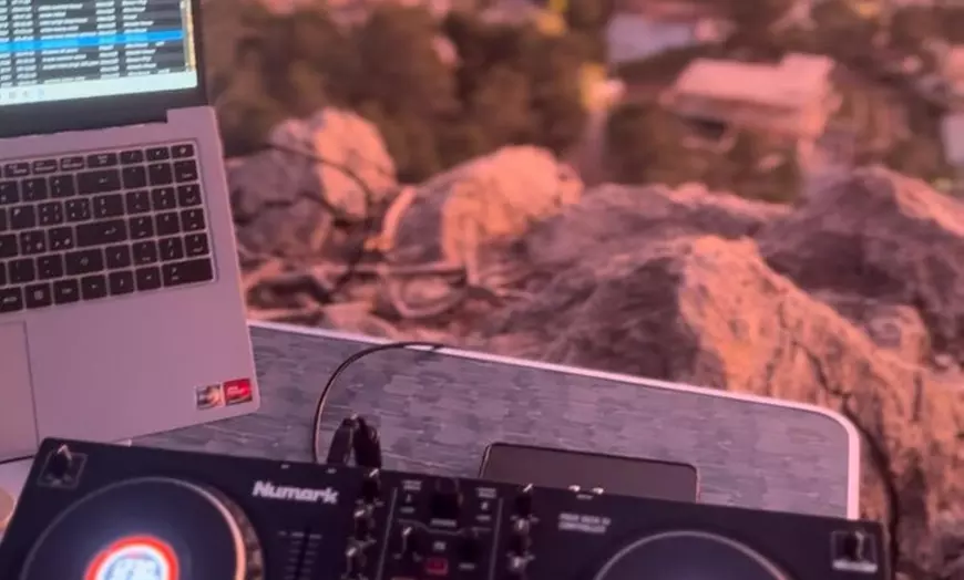 Image 5: Mirador de puesta de sol EXCLUSIVO con DJ en vivo