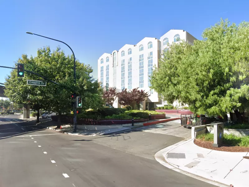 Parking at Embassy Suites Walnut Creek - Valet - Primary Image