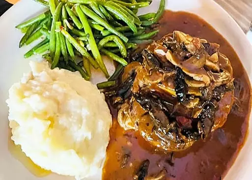 5% Cash Back at Femmina Italian Grill