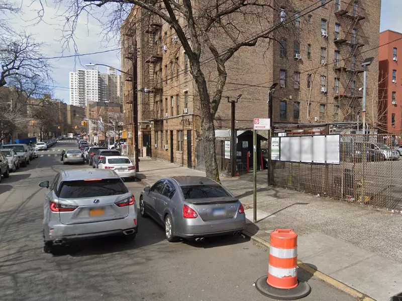 Parking at Stable Car Parking - 283 E. 164th St. Lot - Primary Image