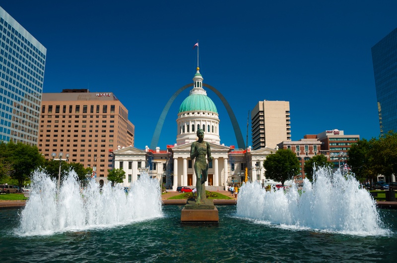 America's Center Convention Complex Parking Deals