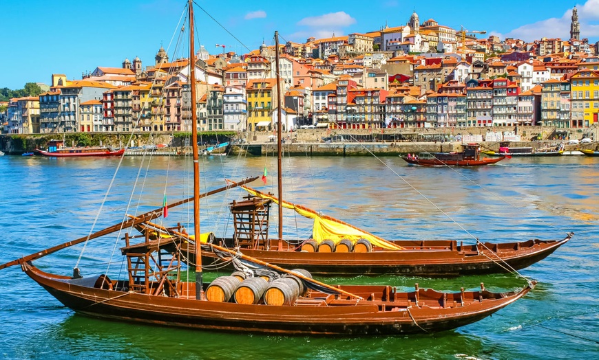 Image 13: ✈ PORTUGAL | Porto - Turista Da Trindade 3* - City break