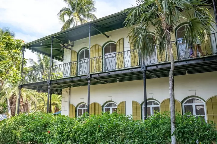 Key West Walking Tour with Glass Bottom Boat Cruise - Second Medium