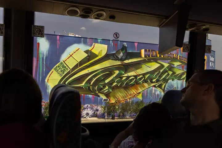 City of Contrasts Tour-Manhattan, Bronx, Queens and Brooklyn