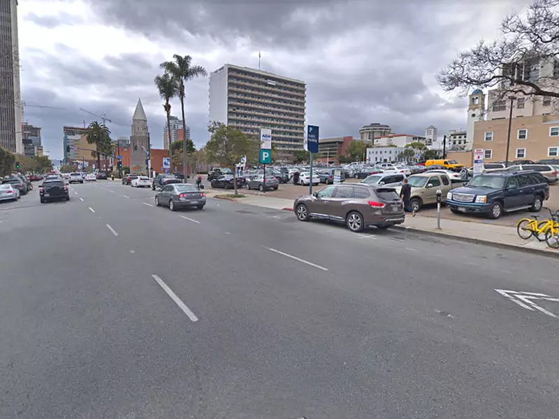 Parking at 1408 4th Ave. Lot - Primary Image