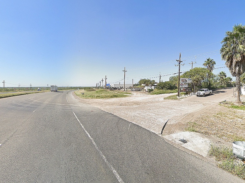 Parking at Laredo TX Lot