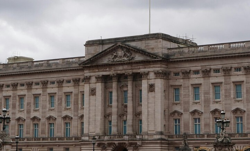 Image 21: London Top 30+ Sights Tour with Local Blue Badge Guide