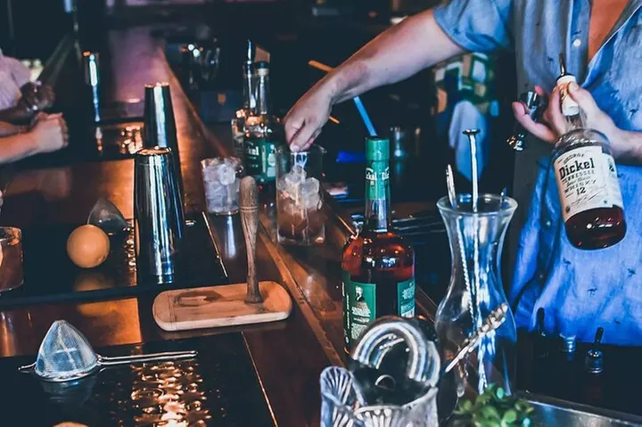 Tennessee Whiskey Workshop with Instructor and 3 Cocktails - Primary Image