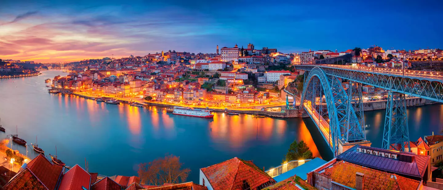 ✈ PORTOGALLO | Porto - Neya Porto Hotel 4*, 2 notti - Upgrade in om...