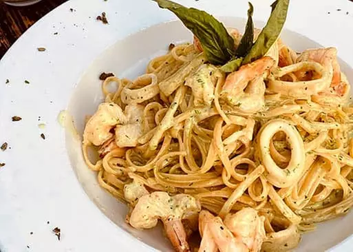 5% Cash Back at Bolivar Restaurant Bar Lounge