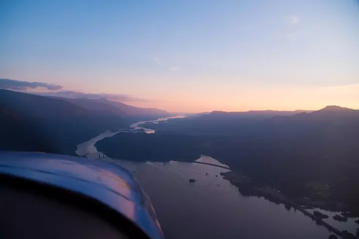 Columbia River Gorge Waterfall Air Tour by Envi Adventures