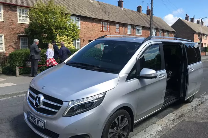 2-Day Private Liverpool BeatlesTour & Explore North Wales in a lice...