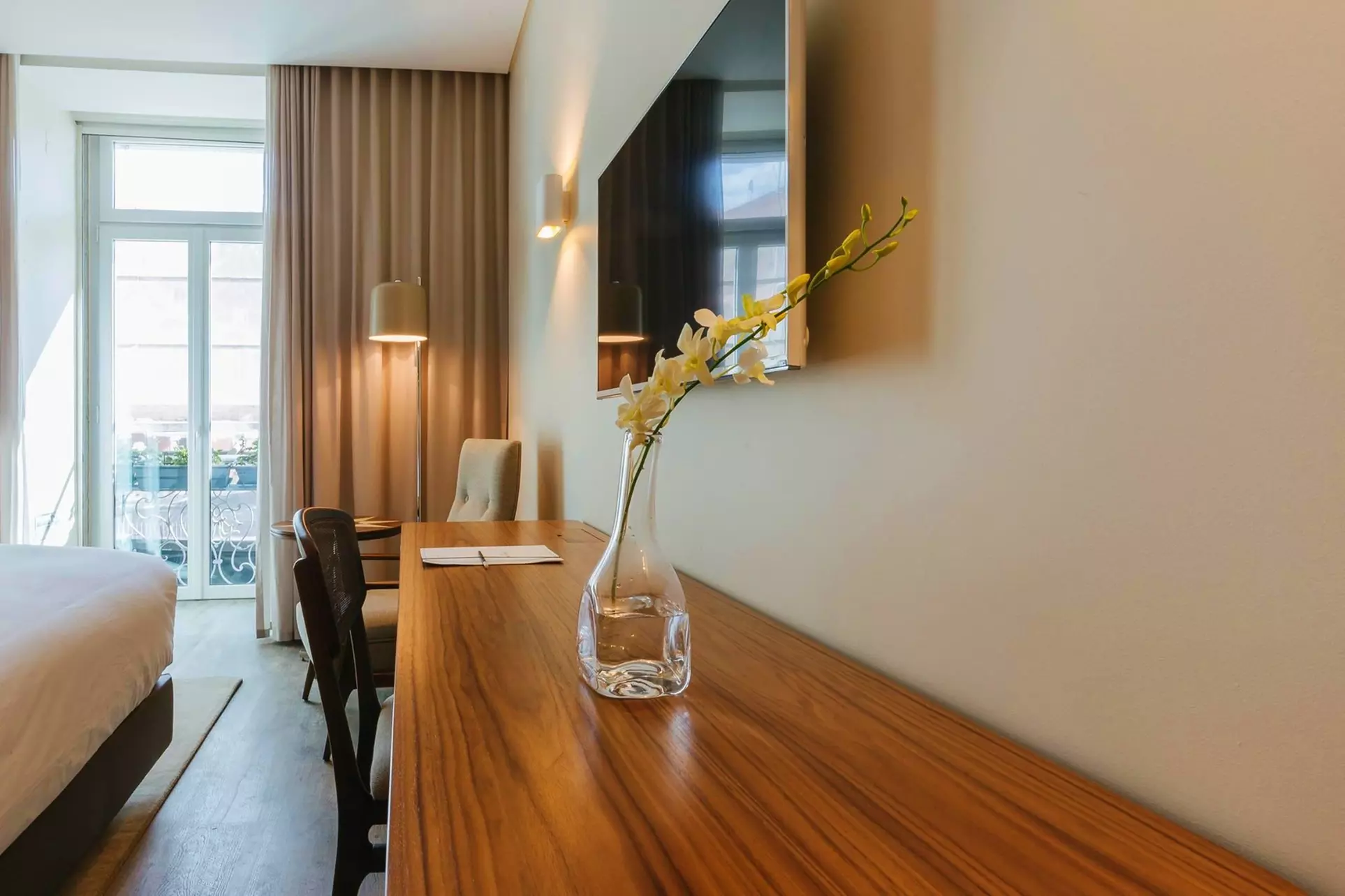 ✈ PORTUGAL | Lissabon - Hotel Corpo Santo Lisbon Historical 5*, 2 N...