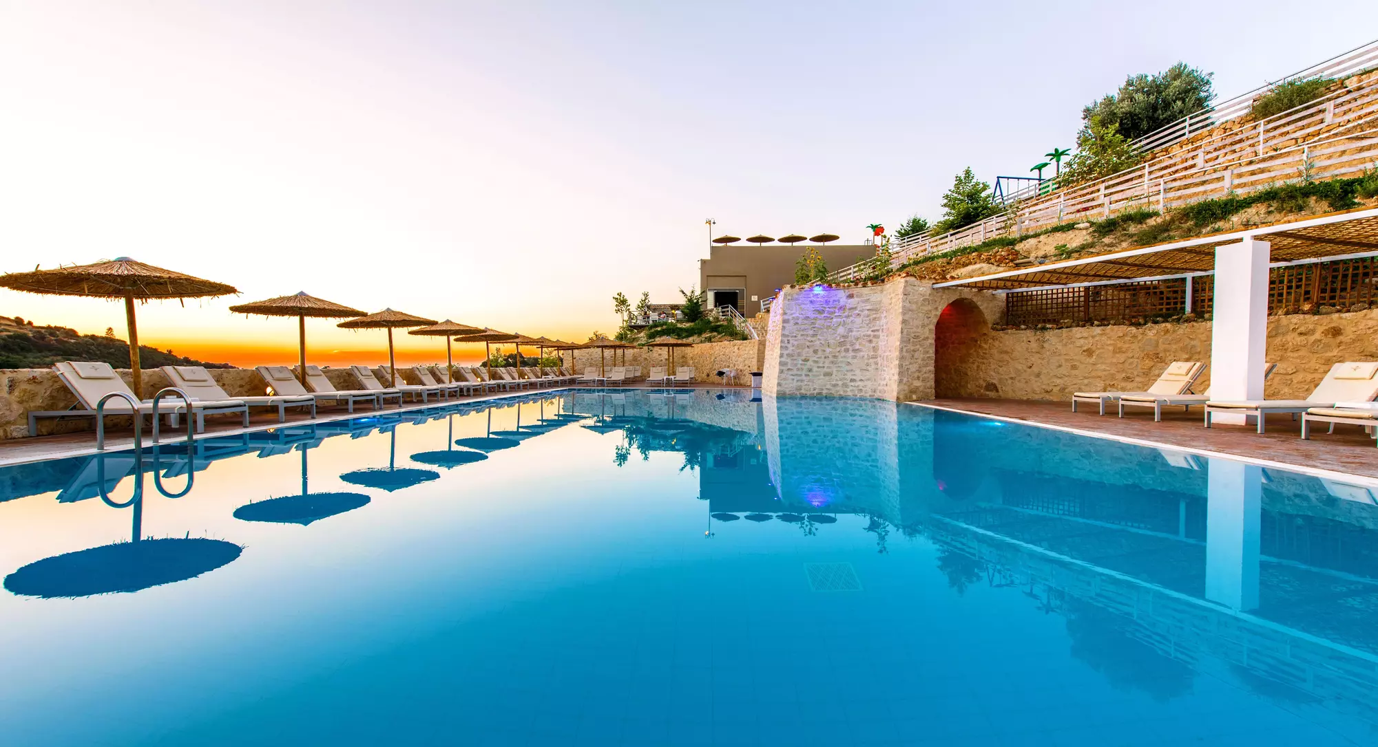 ✈ KRETA | Rethymno - Rimondi Grand Hotel & Spa Resort 5*, 5 Nächte - Privatstrand - Primary Image