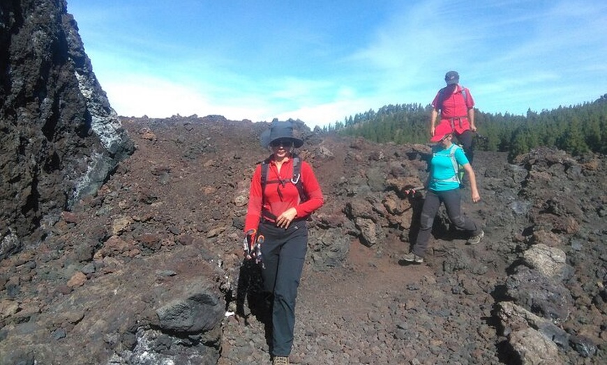 Image 9: Viajes en el tiempo entre los volcanes Trevejo y Chinyero en Tenerife