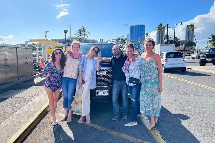One-Way VIP Transfer: Honolulu Airport, Waikiki, Cruise Port