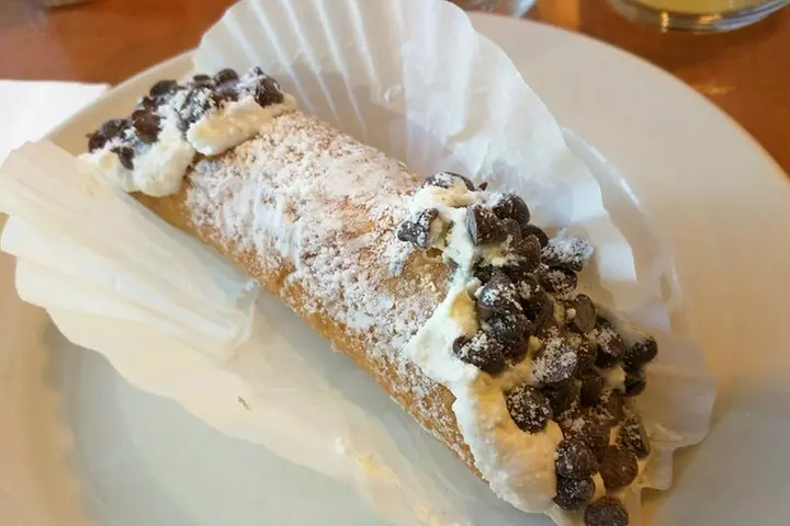 Philadelphia's Italian Market Food Tour