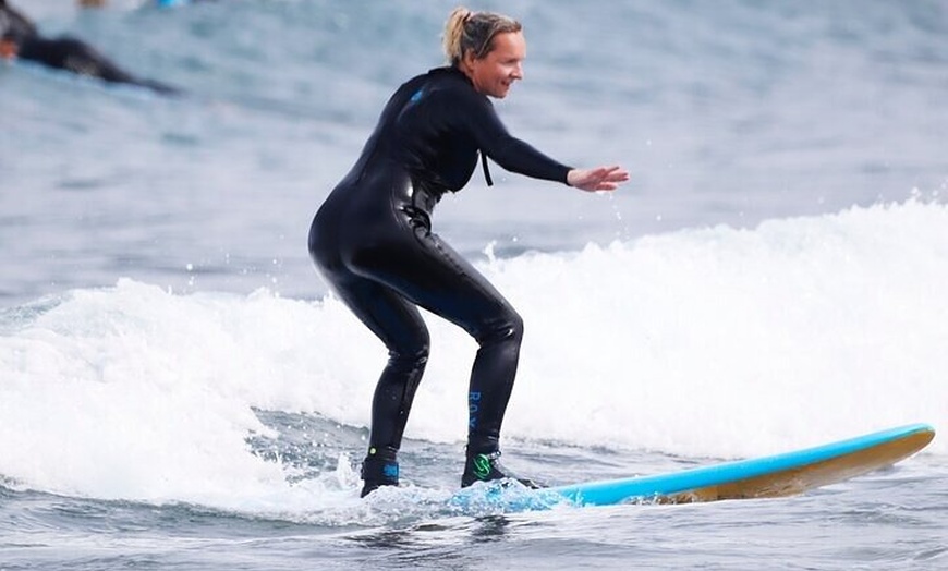 Image 11: Clase de Surf Grupal en Playa de Las Américas con Fotografías