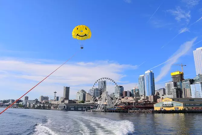 Parasailing over The Seattle Waterfront with Parasail Seattle - Primary Image